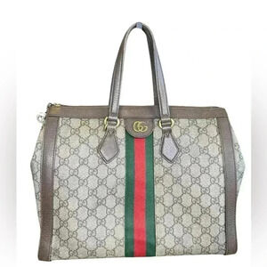 Gucci GG Supreme Ophidia Medium Size Retails For $2590 Dollars.